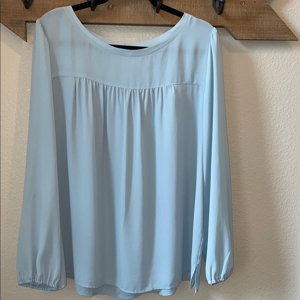 LOFT Outlet Pale Blue Women's Top XL EUC